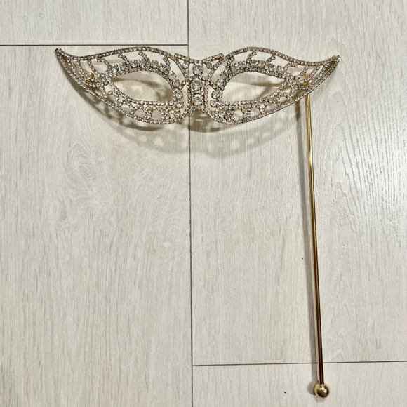 BCBG Max Azria Crystal Masquerade Mask (handheld) - Picture 2 of 8